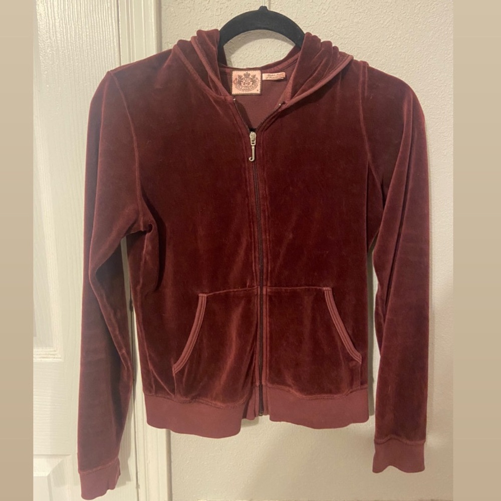Juicy Couture velour sweater 💌